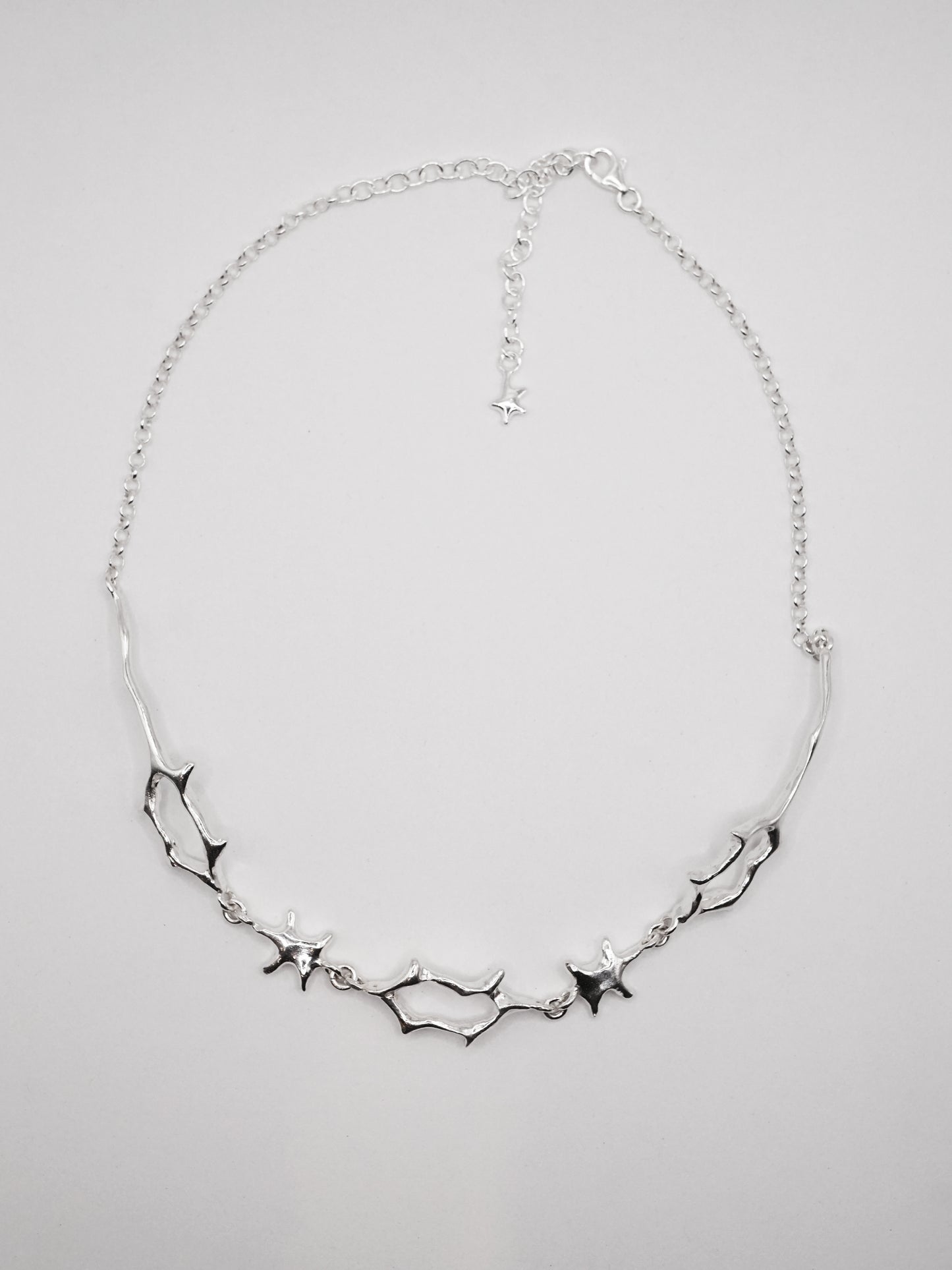 Collier ras du cou LEFTOVERS