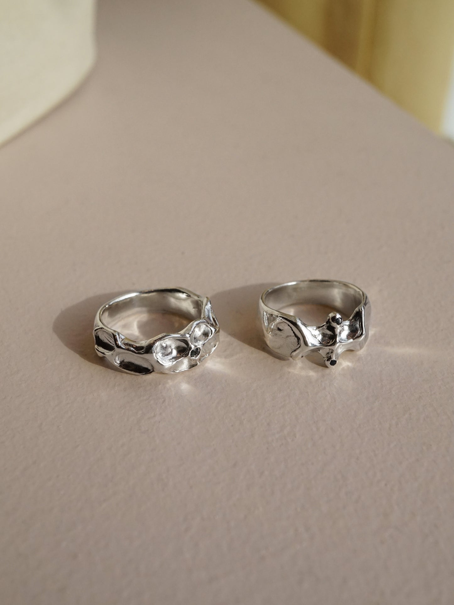 Bague ARCHEOLOGIE I en argent sterling avec saphir