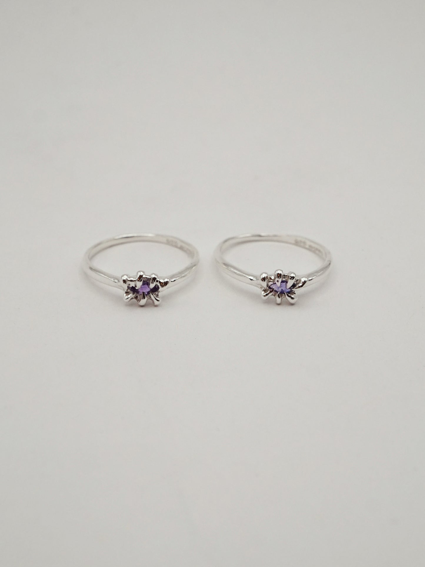 Bague FLYTRAP avec saphir