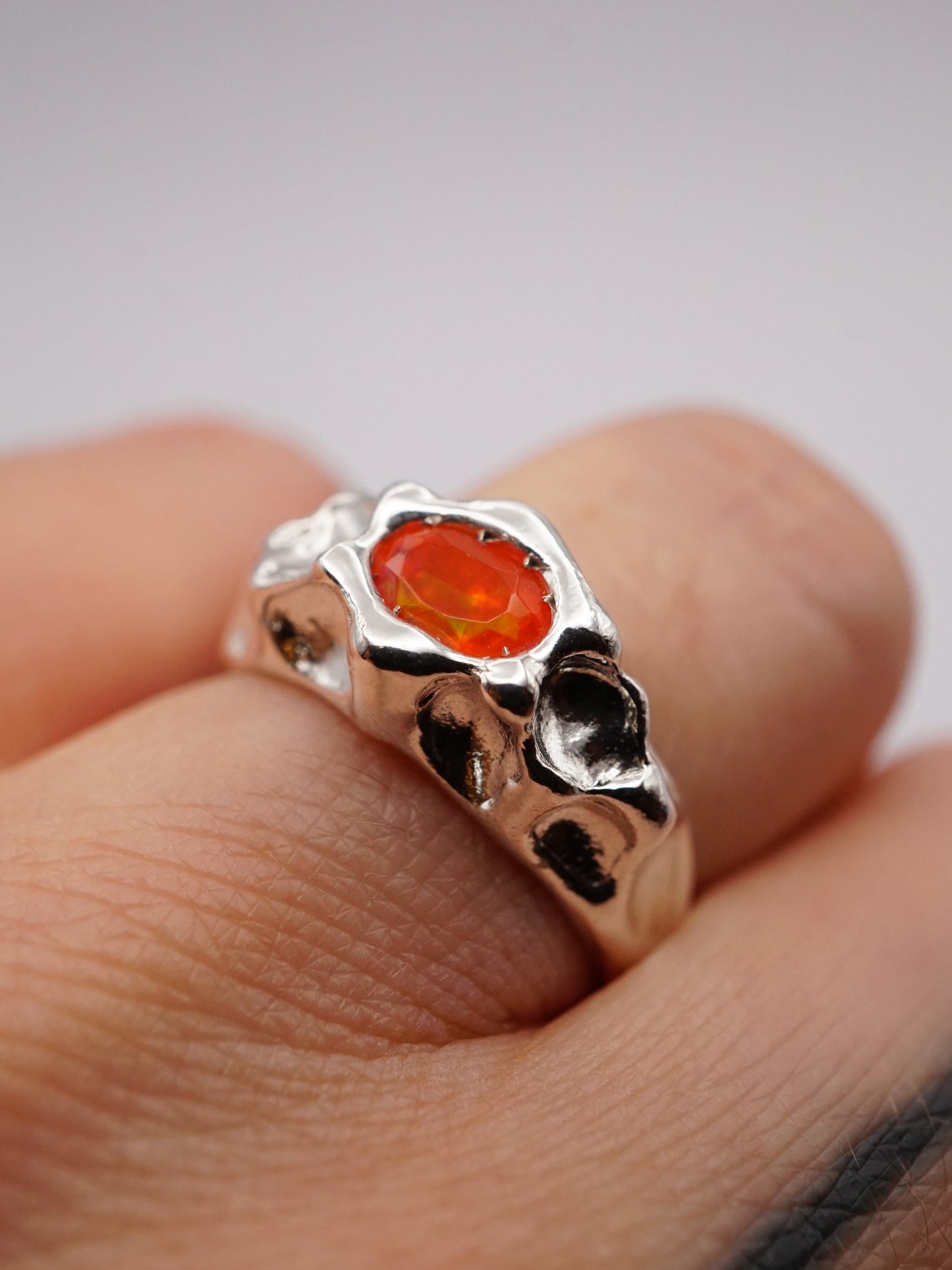 Bague unique en argent sterling avec opale de feu ovale