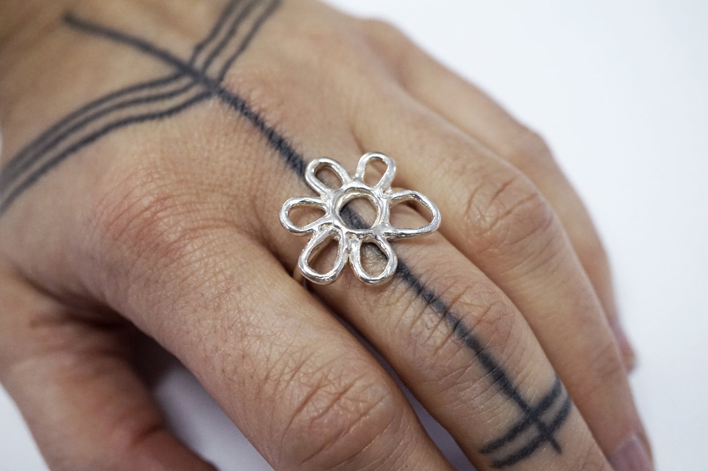 FLOWER RING