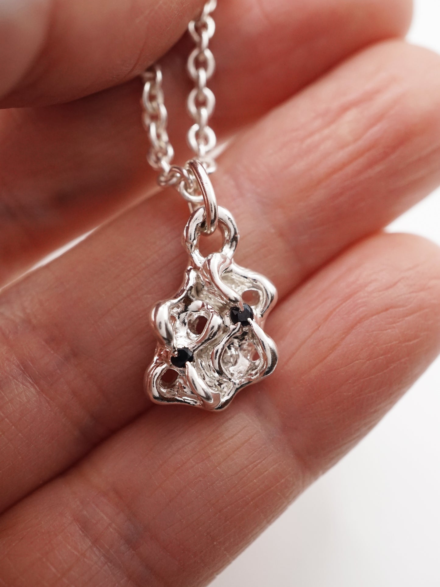 Collier MOVE en argent sterling avec saphirs
