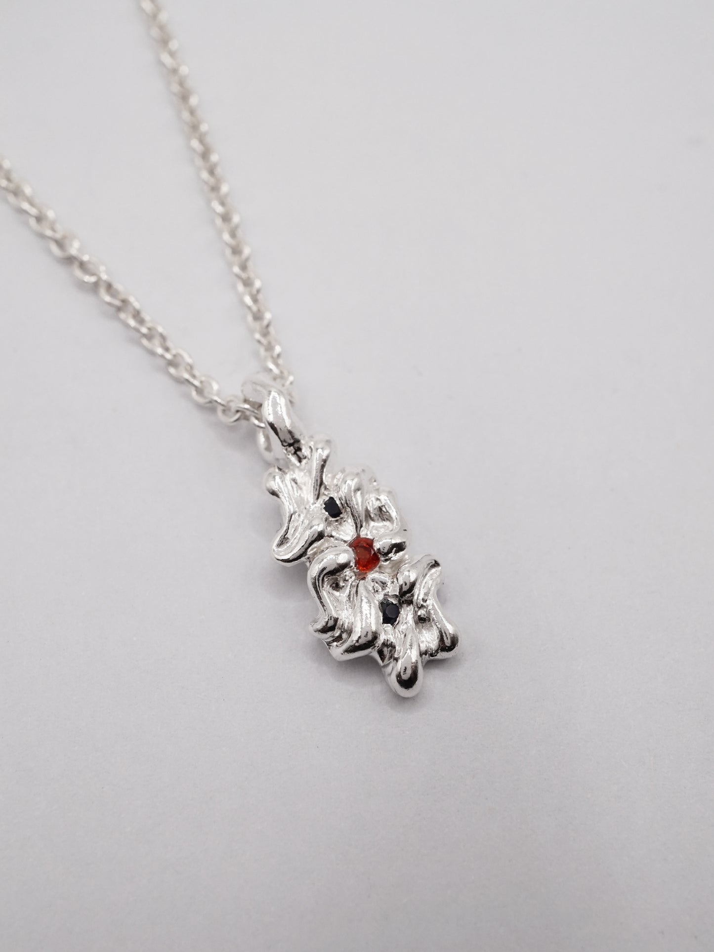 Collier MOVE en argent sterling avec saphirs II