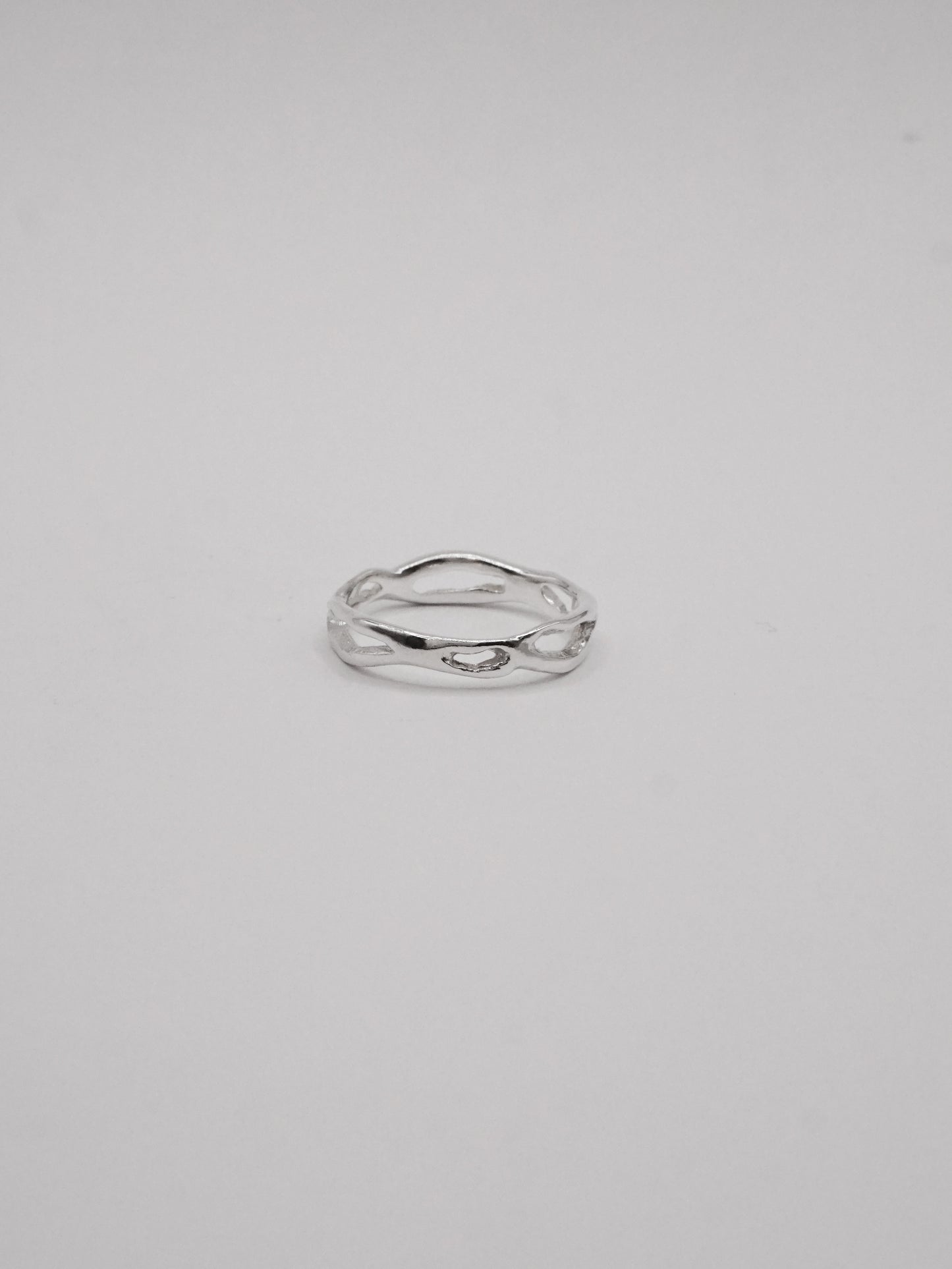 OUVERTURES ring