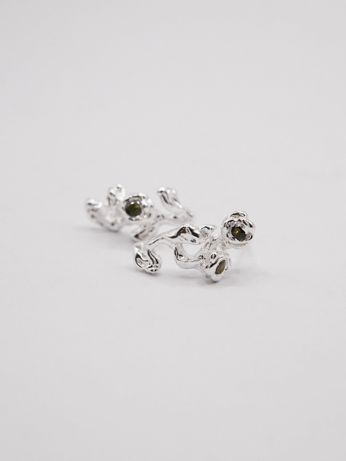 Boucles d'oreilles BOUQUET en argent sterling avec saphirs