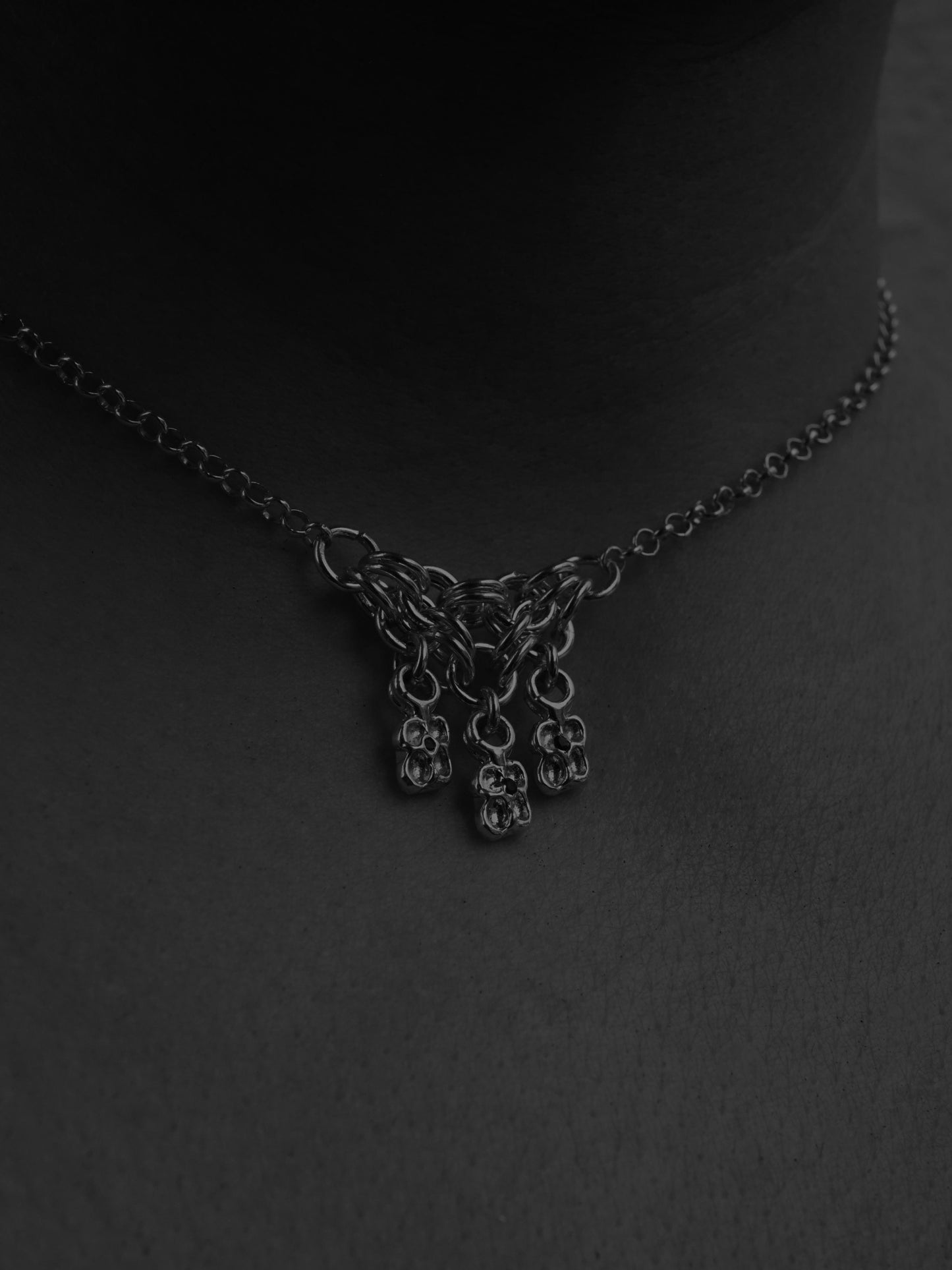 Collier TRI-CROQUÉE en argent sterling avec saphirs