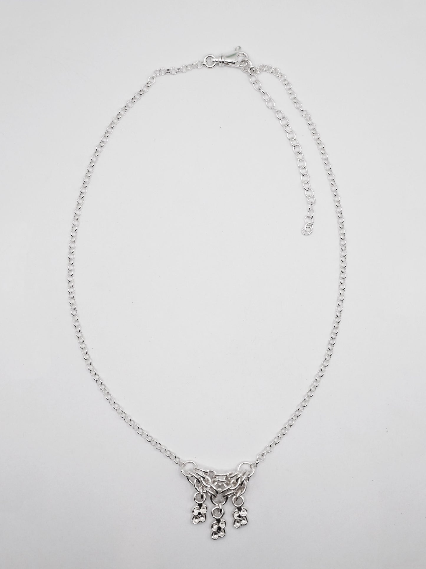 Collier TRI-CROQUÉE en argent sterling avec saphirs