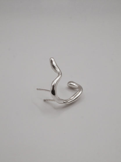 Boucle d'oreille G004 pour deux piercings côte à côte