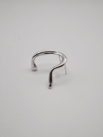 Boucle d'oreille G004 pour deux piercings côte à côte