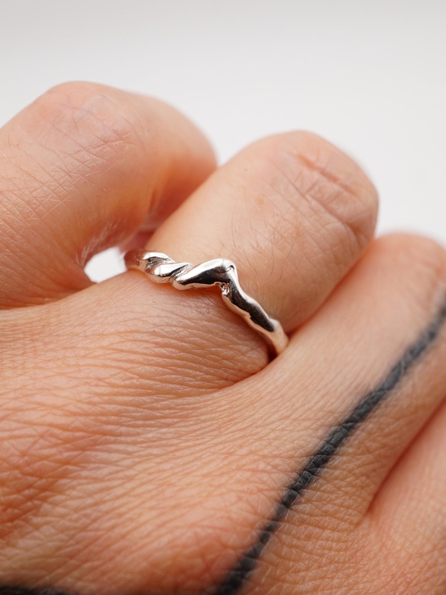 sterling silver V ring