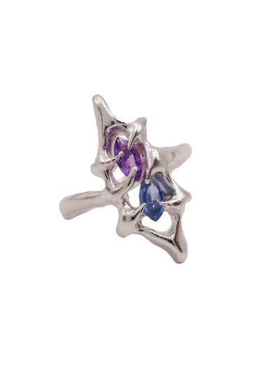 Bague SHIELD unique avec deux saphirs