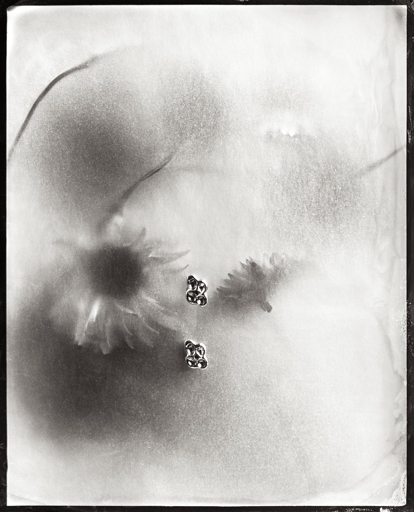 sterling silver CROQUÉE studs with sapphire