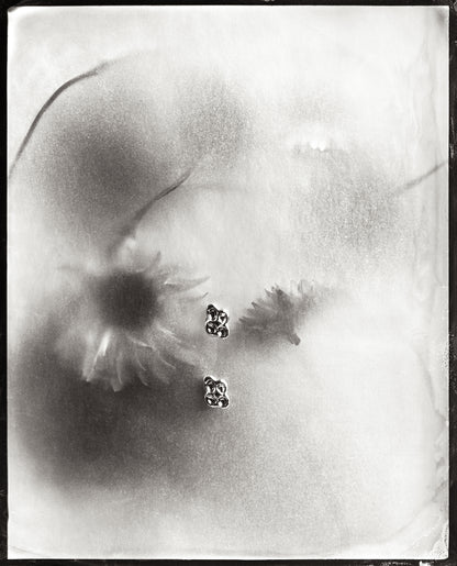 sterling silver CROQUÉE studs with sapphire