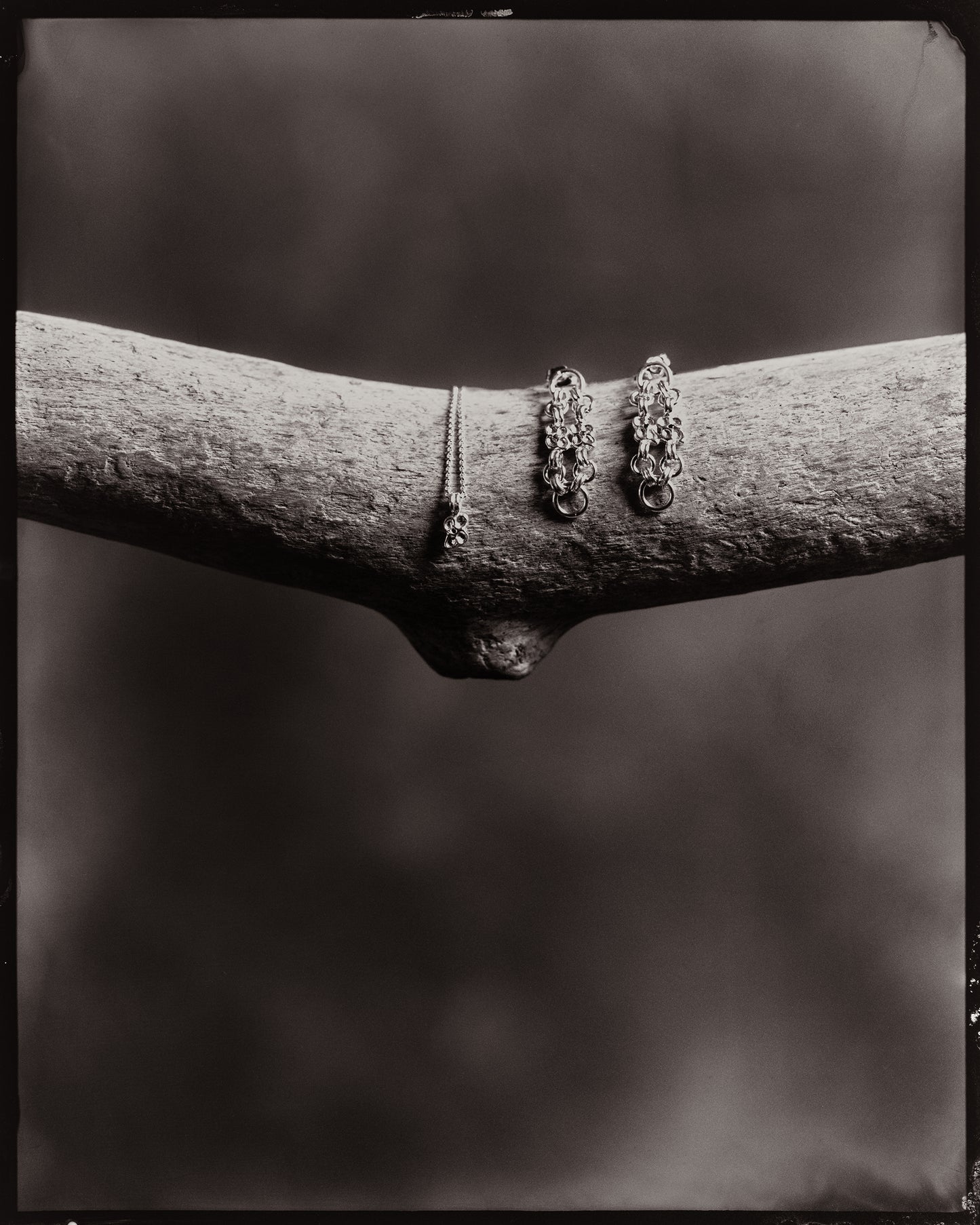 boucles d'oreilles ARMURE en argent sterling et saphirs