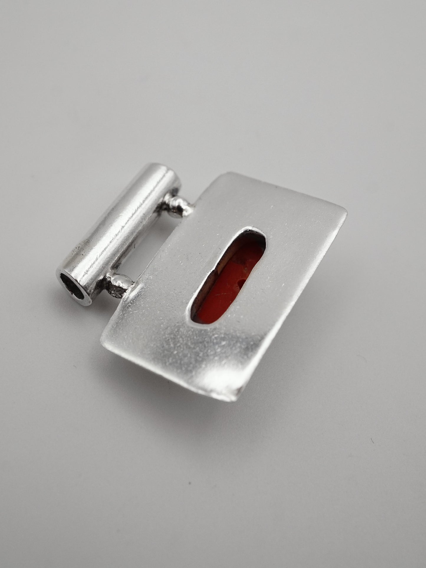 VP002