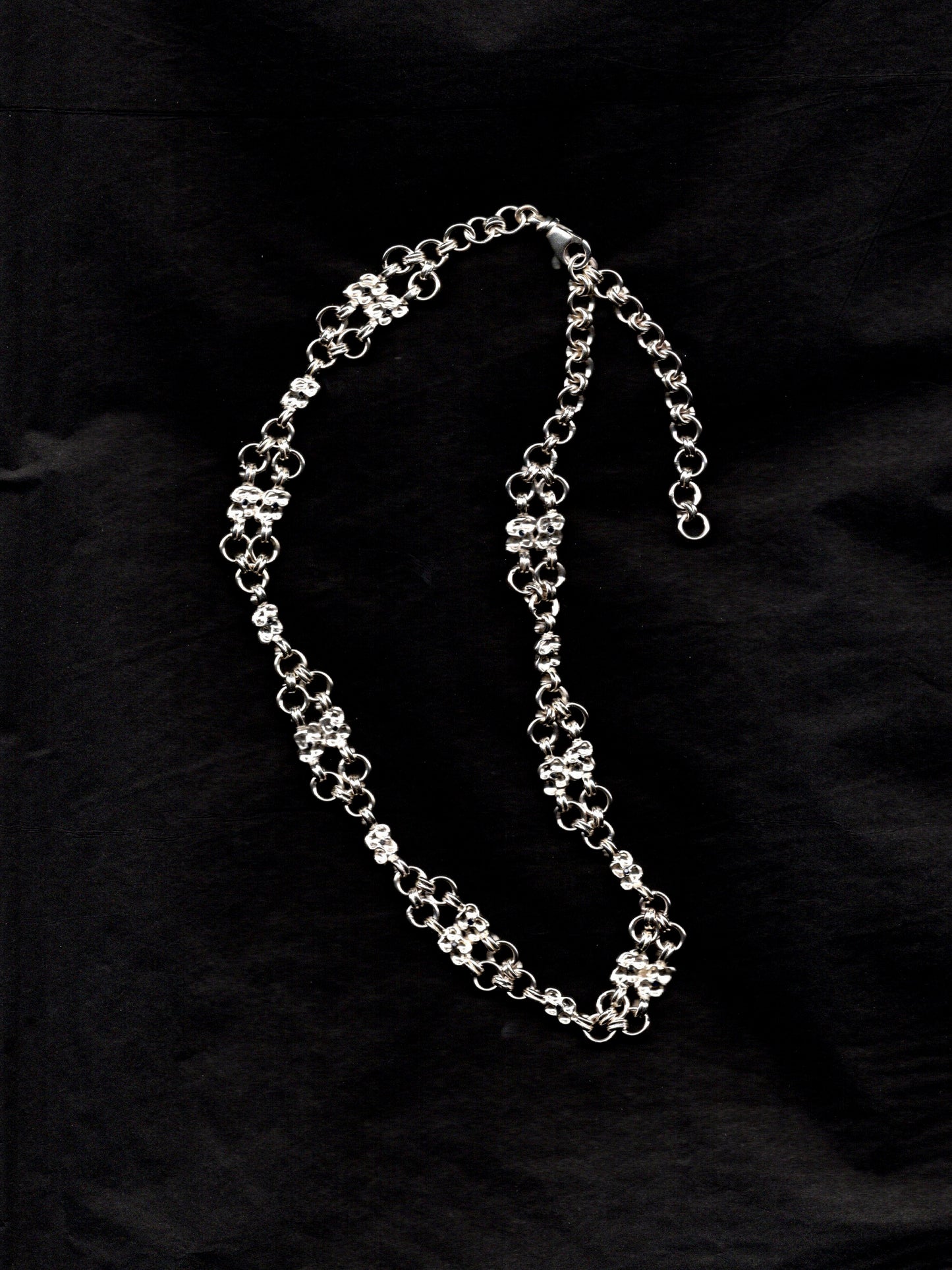 ARMURE sterling silver and dark blue sapphires choker necklace