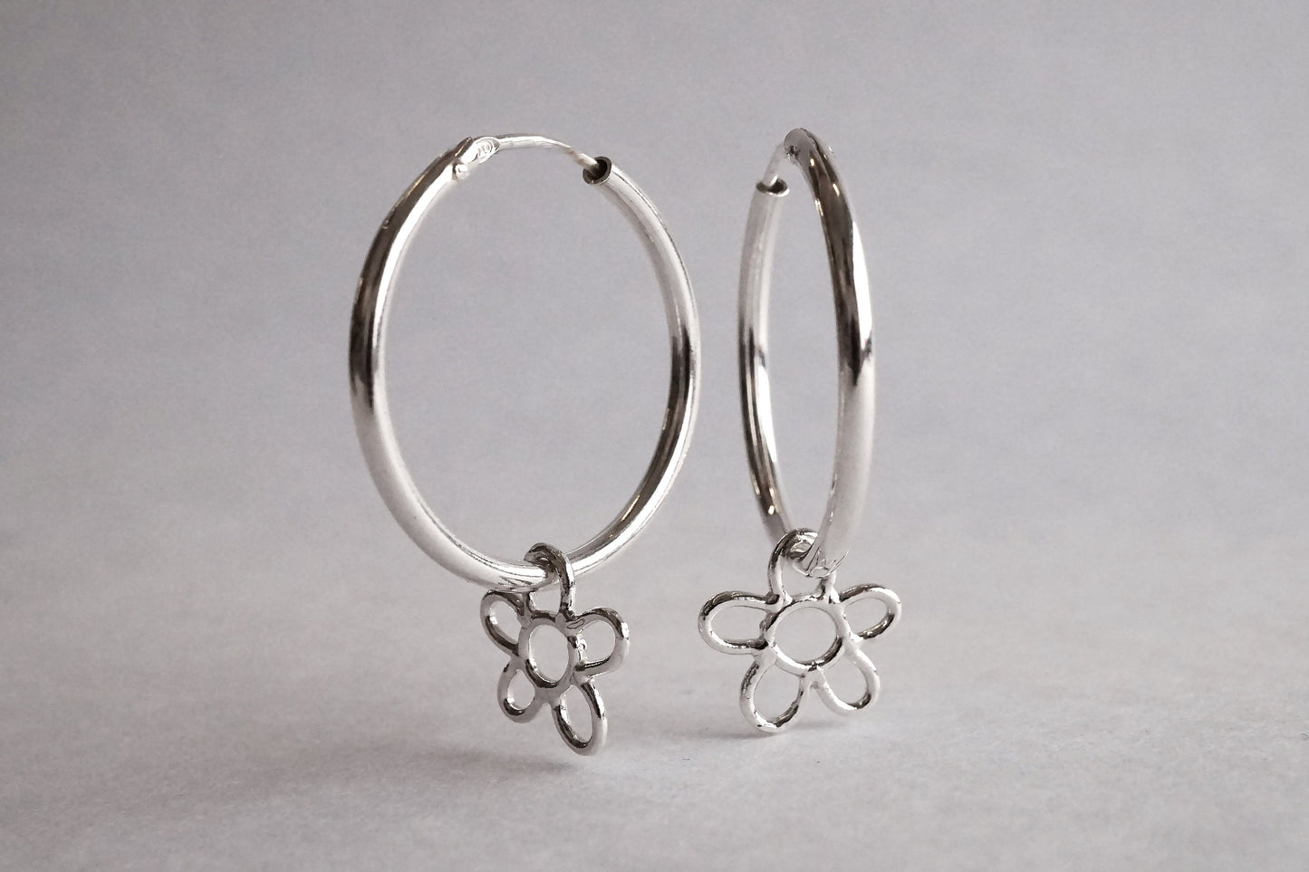 FLOWER HOOPS