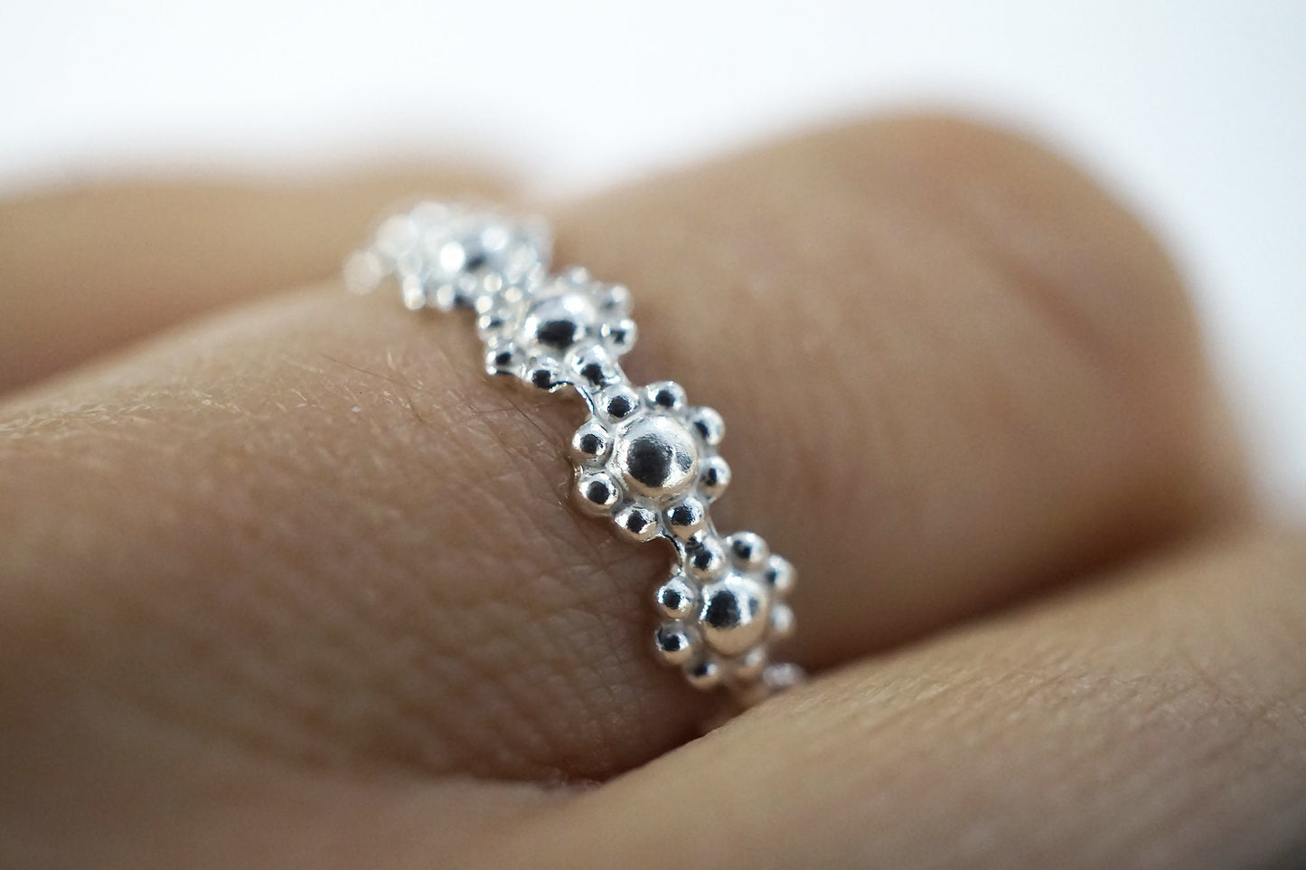 MINI FLOWERS RING