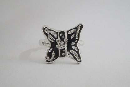 FLOWY BUTTERFLY RING - Dranem Bag collab