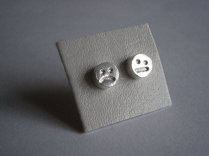 SMILEY EARRINGS